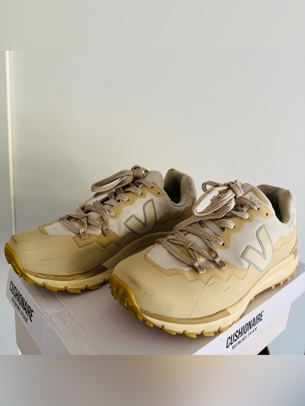 VEJA Women's Fitz Roy Trail Shoes - Gravel / Pierre / Almond Size 7 - Picture 4 of 9